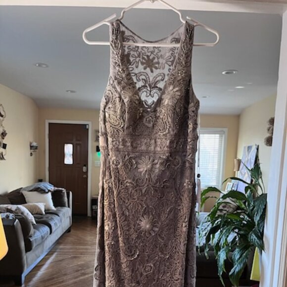 One of a Kind Classic Dresses - Picture 1 of 2